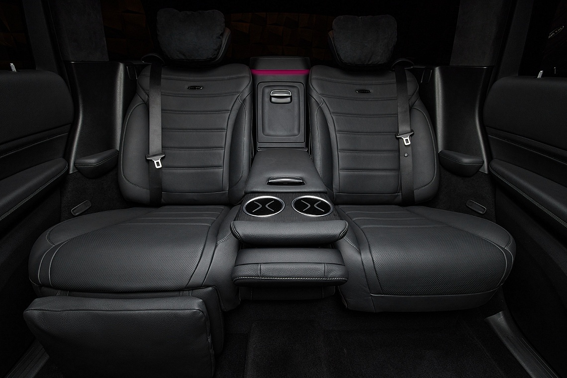 Установка сидений в Mercedes GLS x167